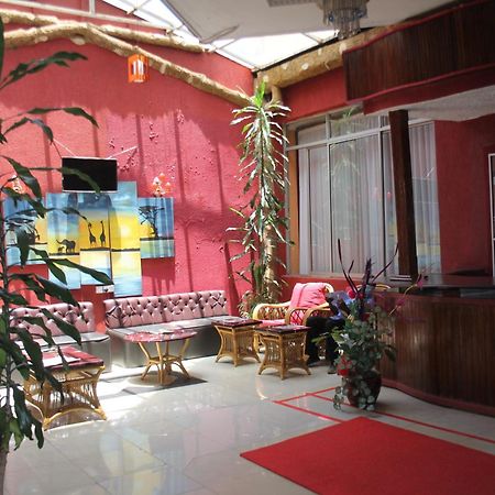 Hotel Winstar Елдорет Екстер'єр фото